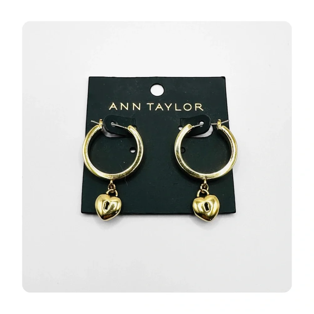 ★ NWT Ann Taylor “heart lock” Hoops - Golden ★ - Picture 8 of 14